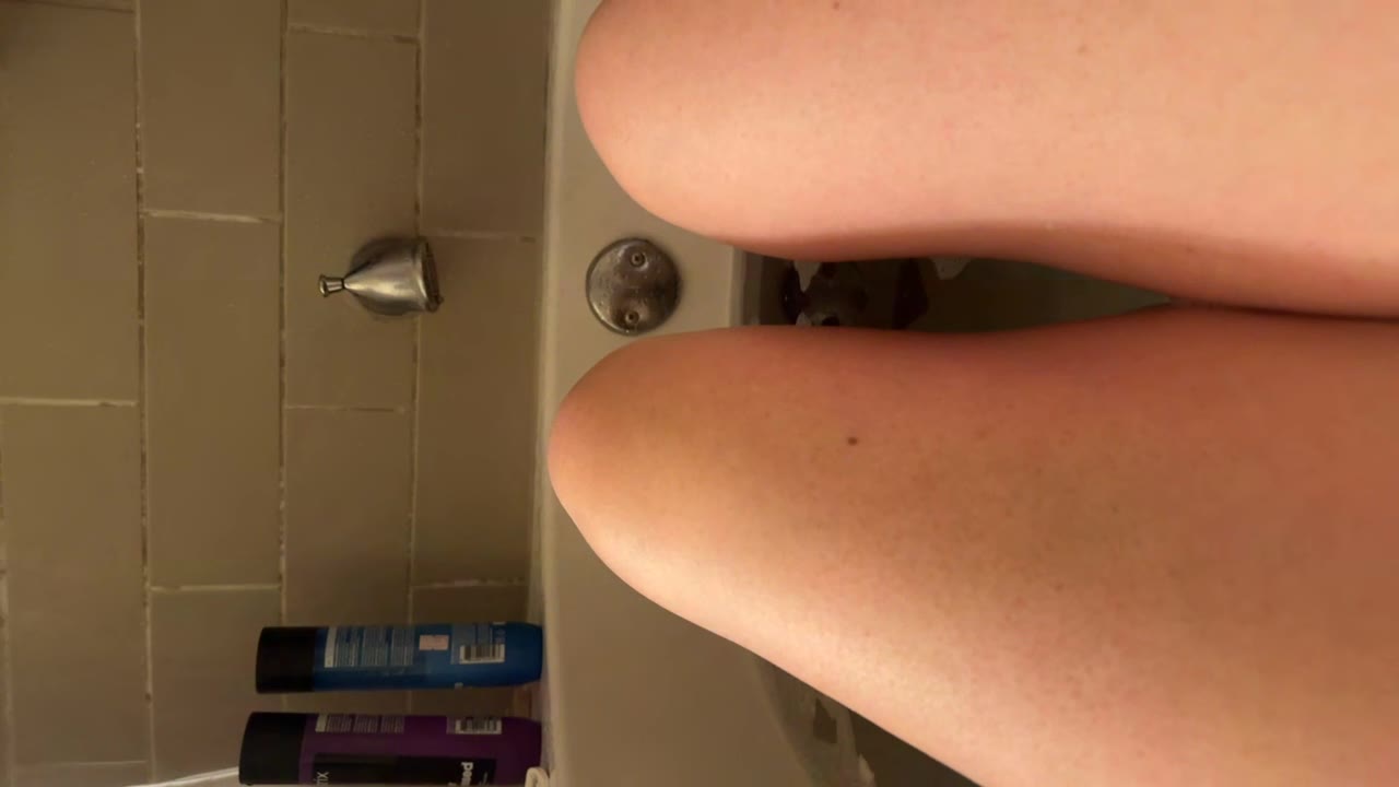 Lil en sexcam live - webcam coquine et tchat gratuit