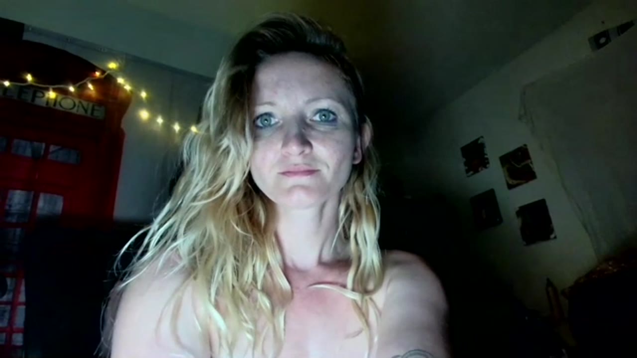 Creamysweet en sexcam live - webcam coquine et tchat gratuit