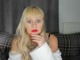 Aphrodite77 on webcamgirls.uk