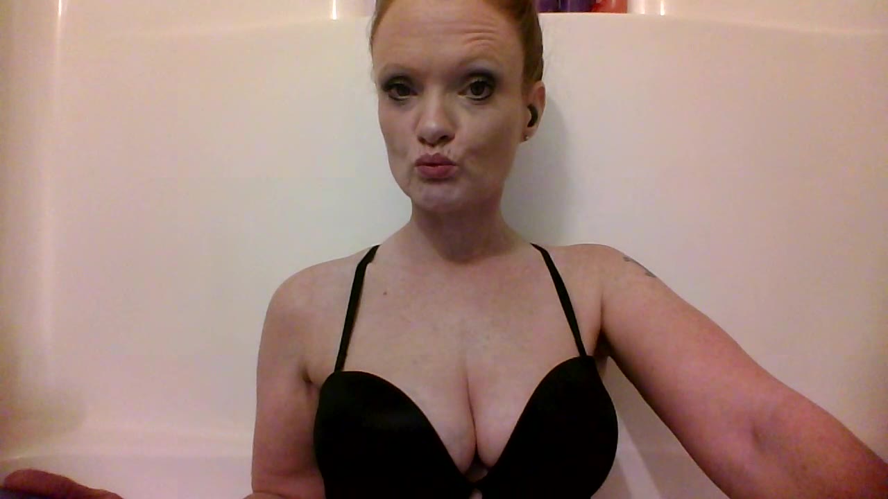 Sexiginger22 en sexcam live - webcam coquine et tchat gratuit