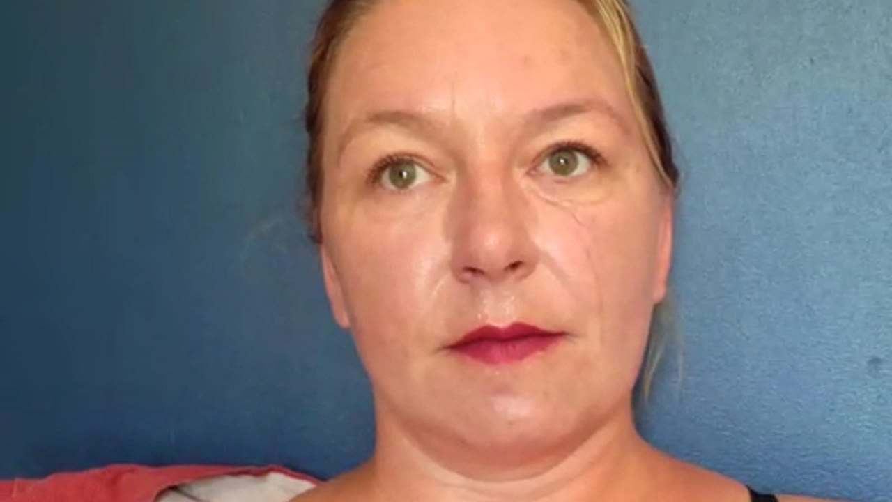 Sabrina95 en sexcam live - webcam coquine et tchat gratuit