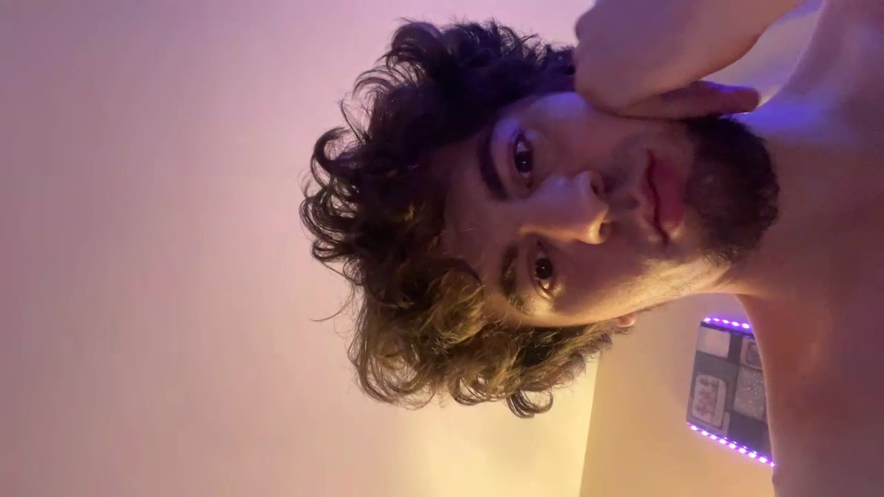 Sexbrandon en sexcam live - webcam coquine et tchat gratuit
