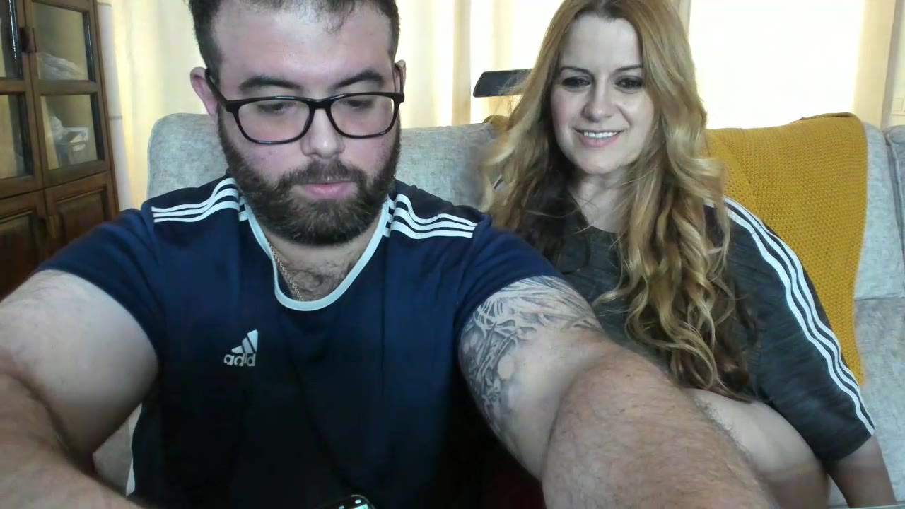 SofiaChris2 en sexcam live - webcam coquine et tchat gratuit