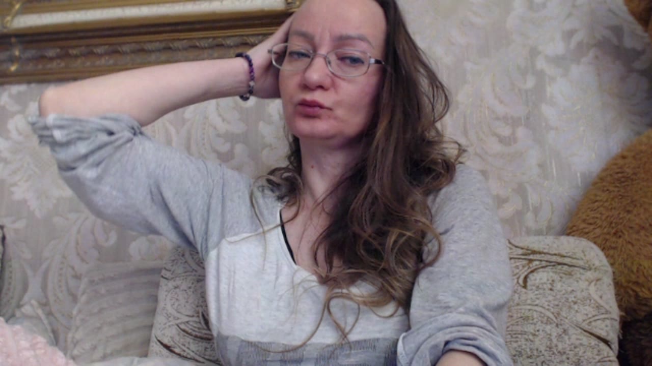 MONALYSA en sexcam live - webcam coquine et tchat gratuit