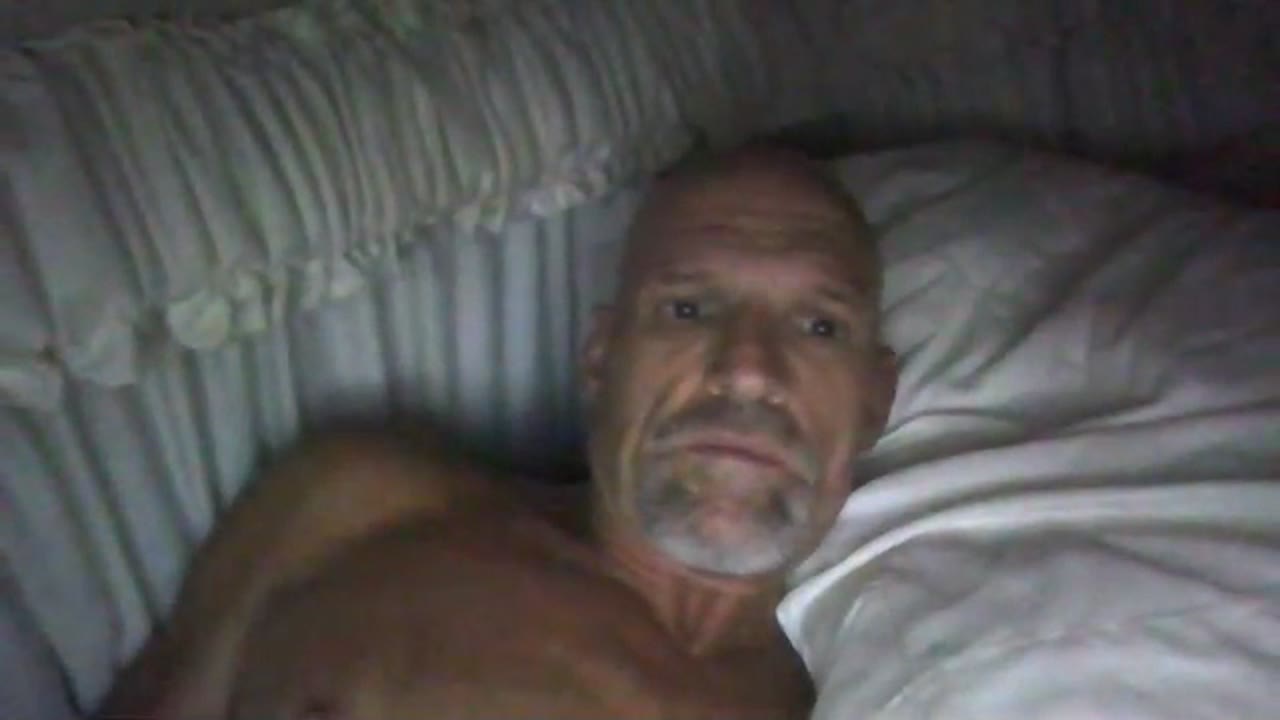 chuck88 en sexcam live - webcam coquine et tchat gratuit