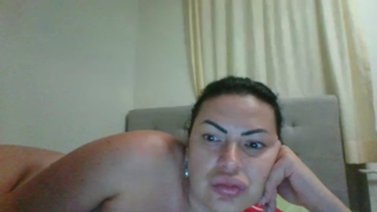 mikiM en sexcam live - webcam coquine et tchat gratuit