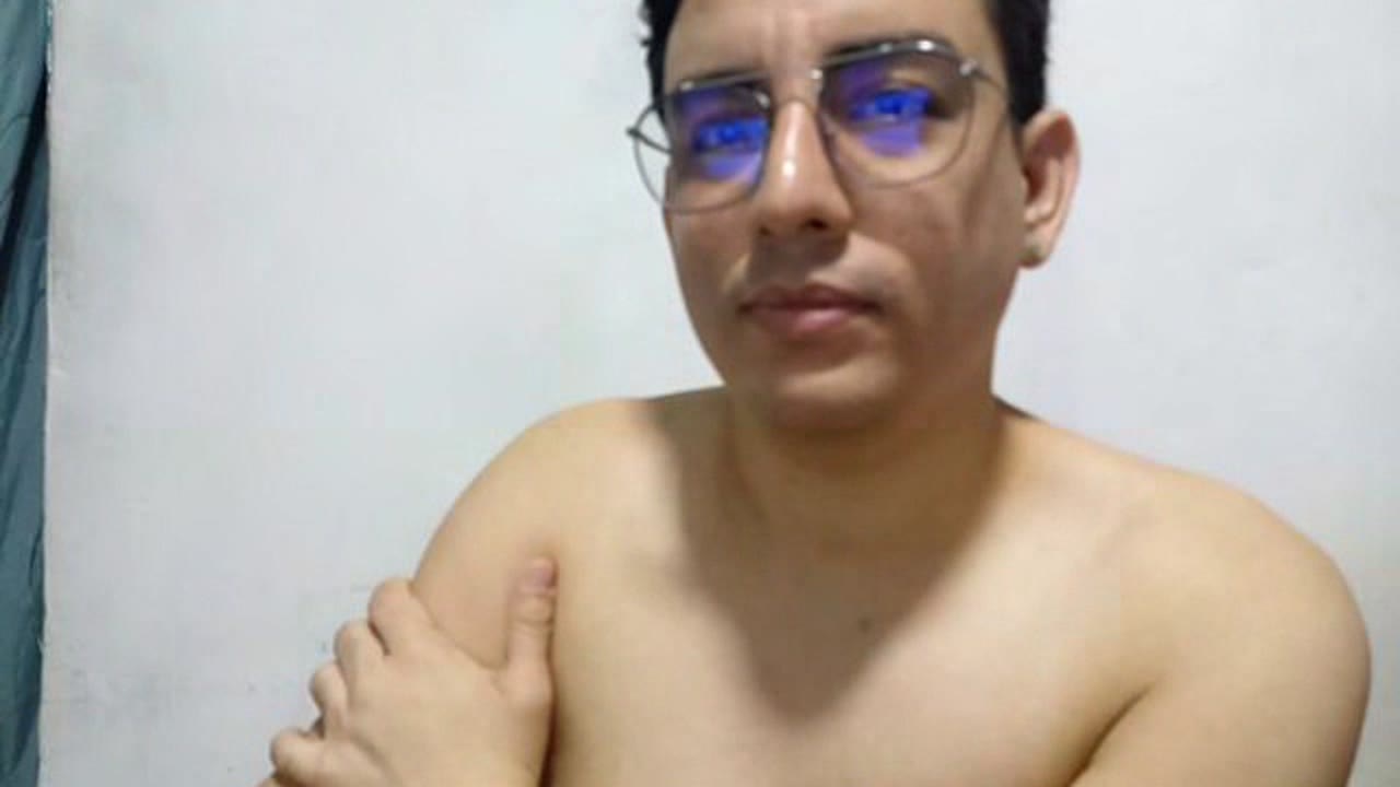 sebaslove en sexcam live - webcam coquine et tchat gratuit