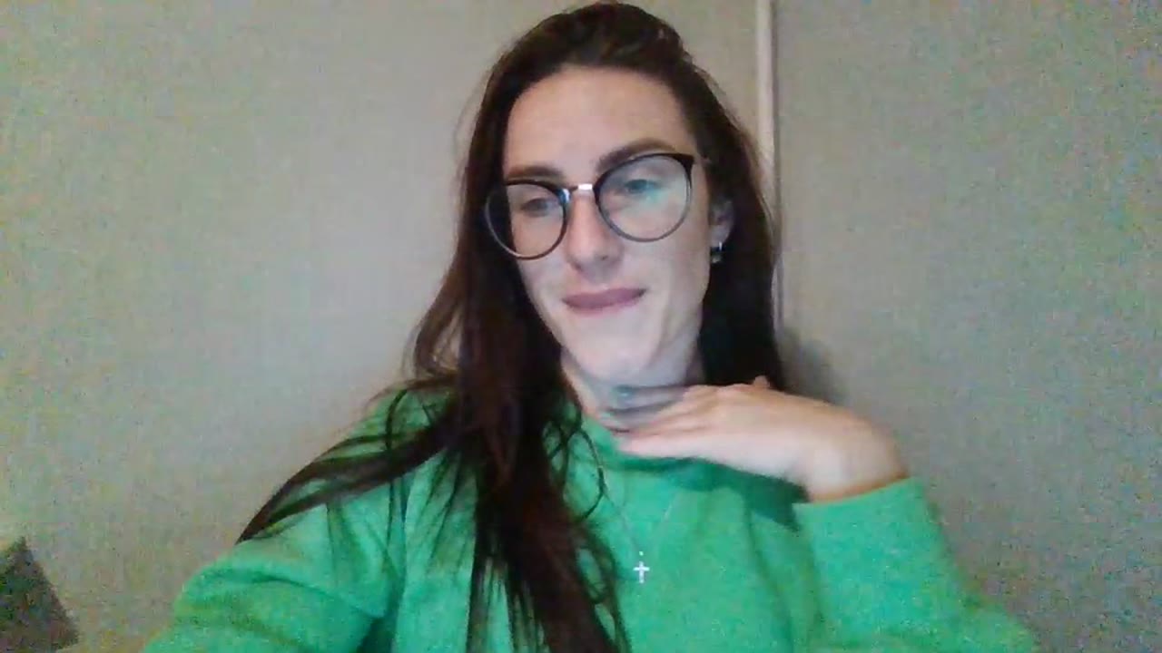 Alisia32 en sexcam live - webcam coquine et tchat gratuit