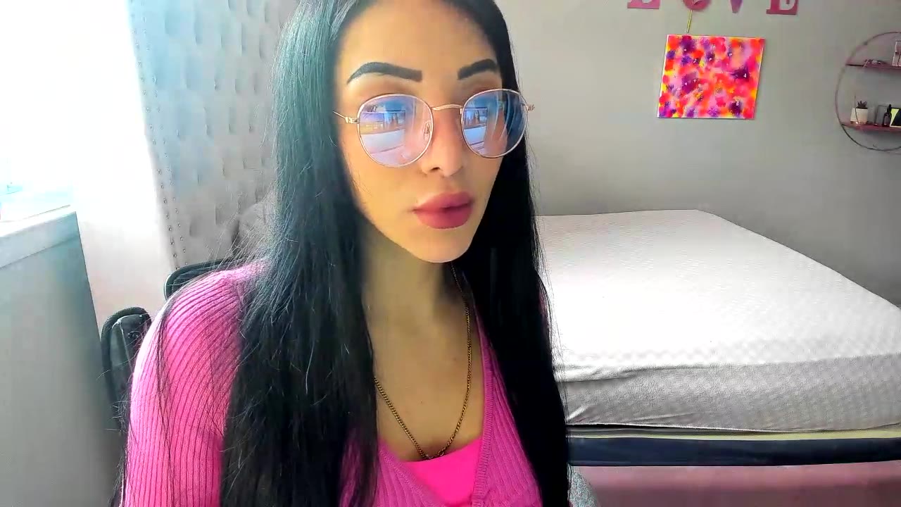 KATHEMAVI en sexcam live - webcam coquine et tchat gratuit