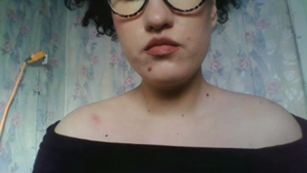 Naira en sexcam live - webcam coquine et tchat gratuit