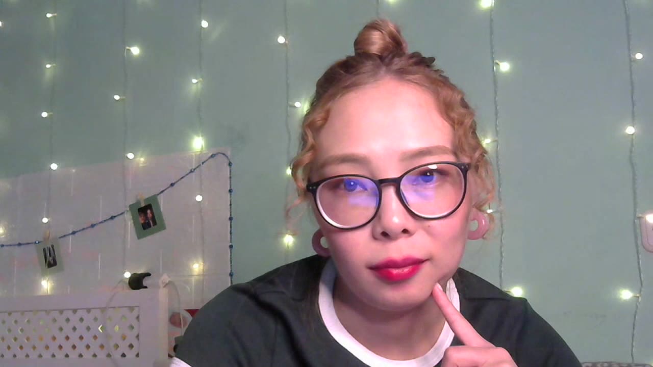 SUZI26 en sexcam live - webcam coquine et tchat gratuit