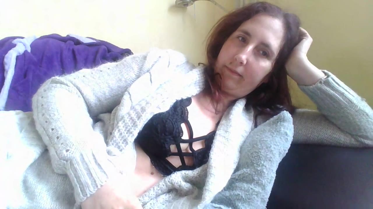 Ptitebiche en sexcam live - webcam coquine et tchat gratuit