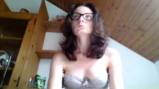 HotDiva30
