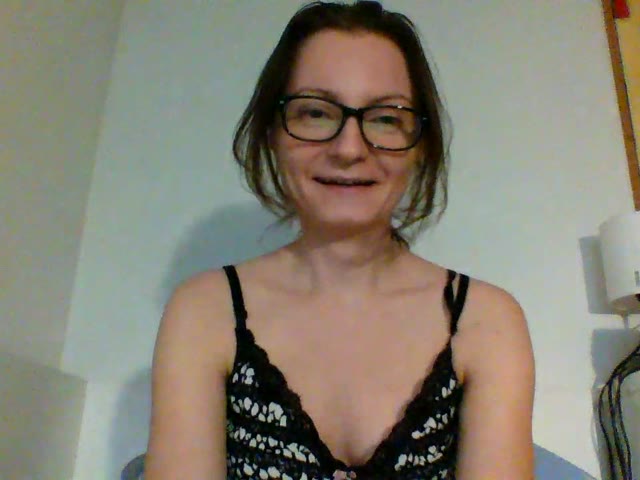 Hotdiva30 live cam