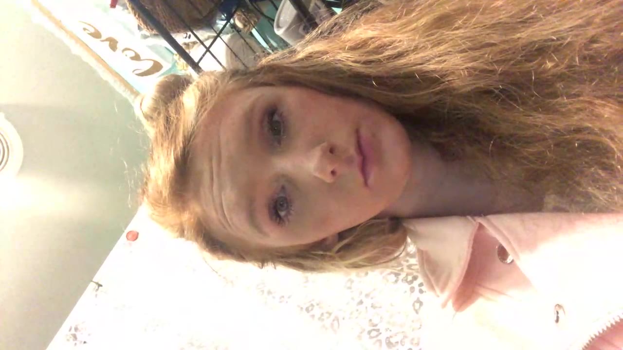 Shay24 en sexcam live - webcam coquine et tchat gratuit