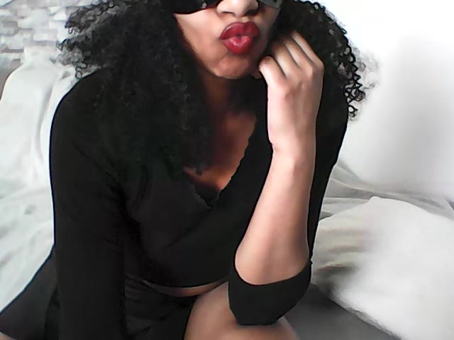 Geile webcamsex met PeachEbony