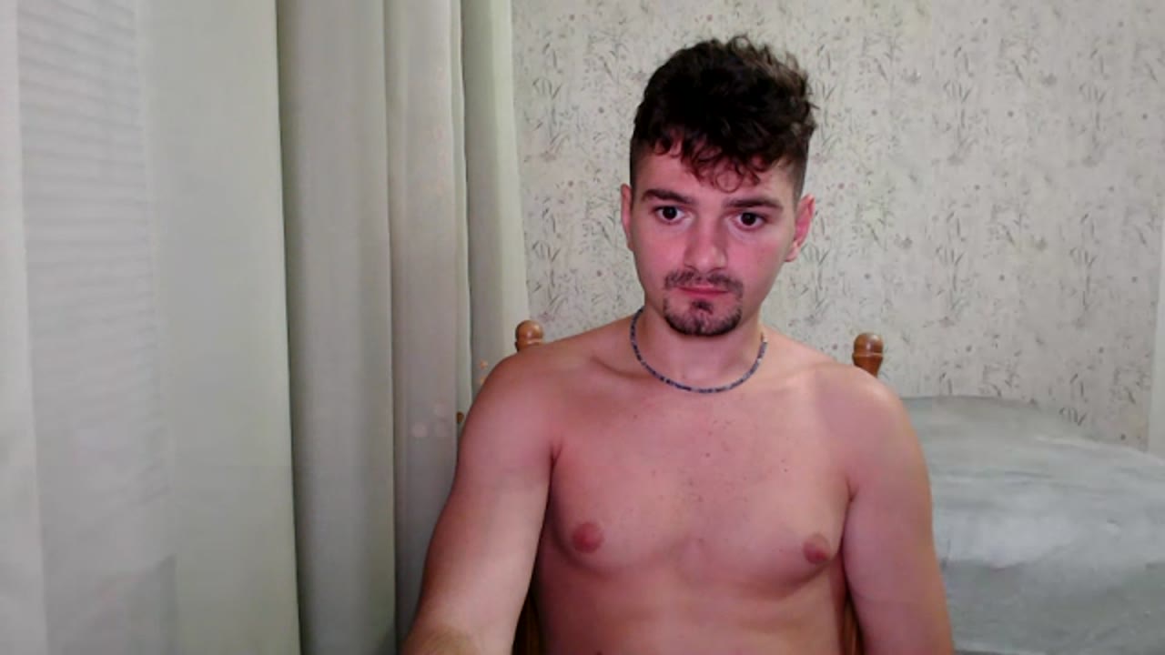 SergioBravo en sexcam live - webcam coquine et tchat gratuit