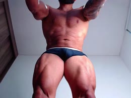 free xCams RomanMuscle porn cams live
