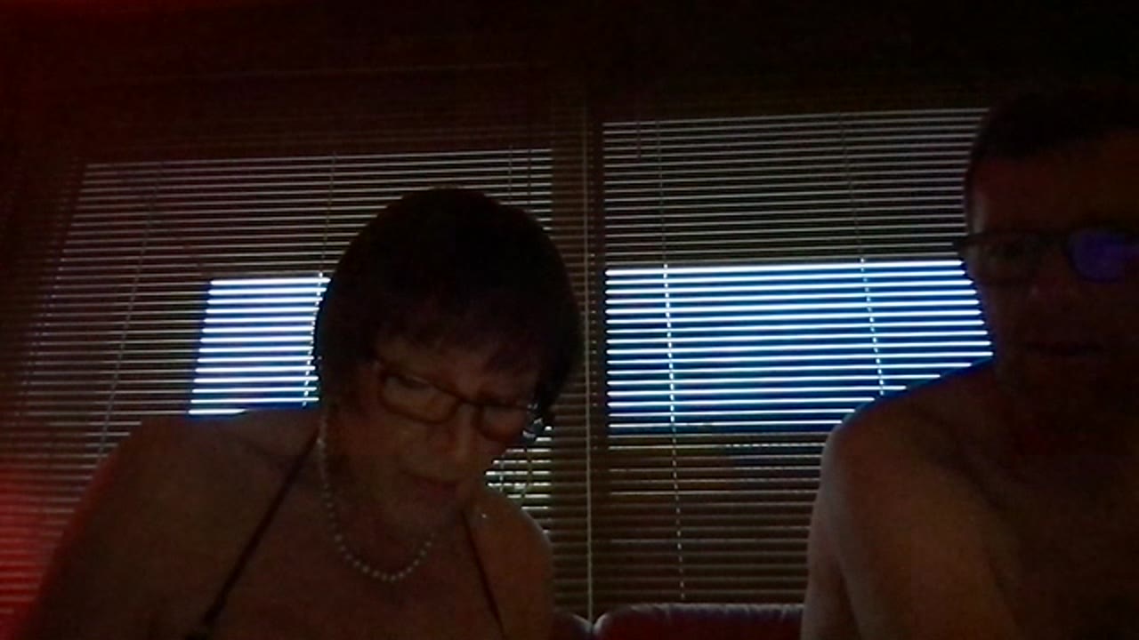 Sensuela en sexcam live - webcam coquine et tchat gratuit