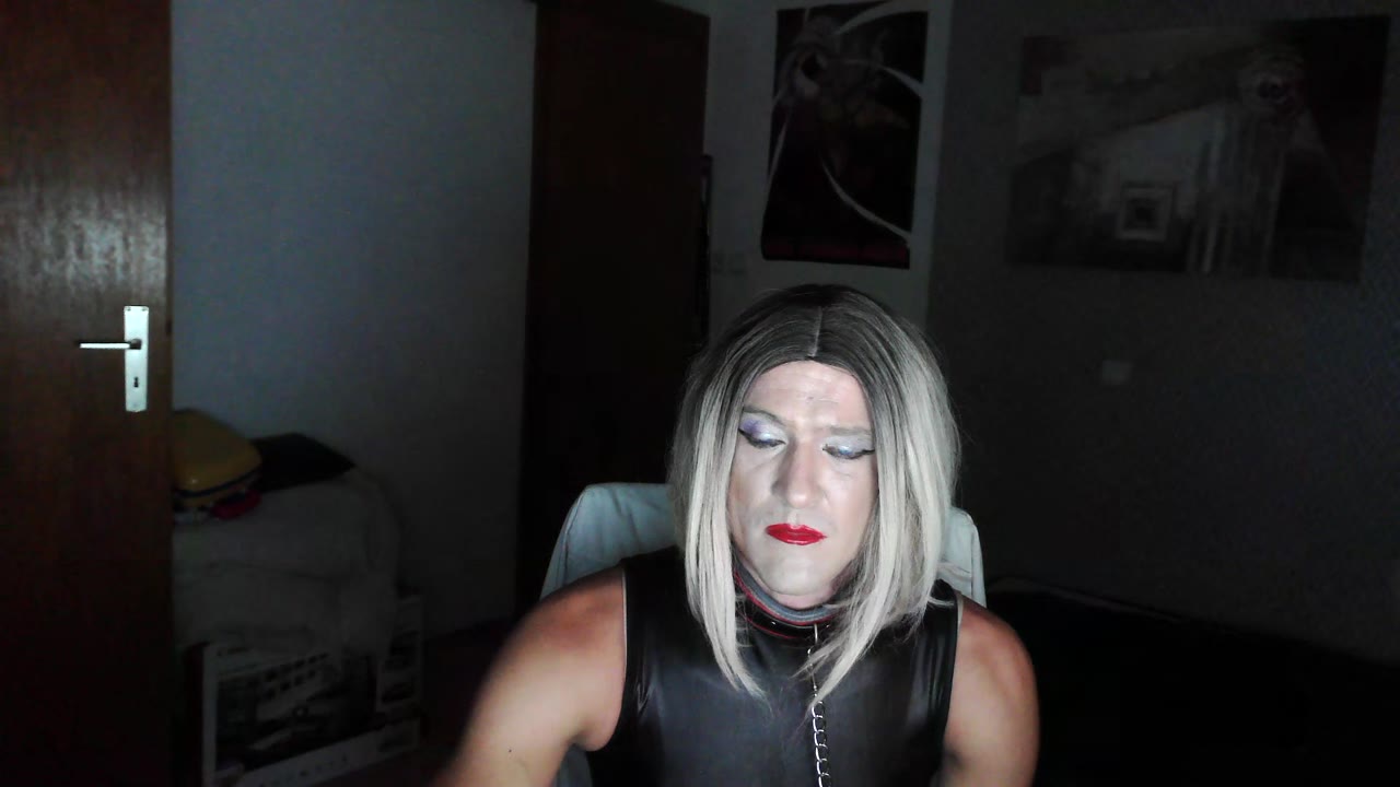 Kiara68TV en sexcam live - webcam coquine et tchat gratuit