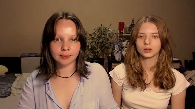Emi1yAngel live webcam show
