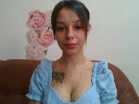 online nude chat VickiFox