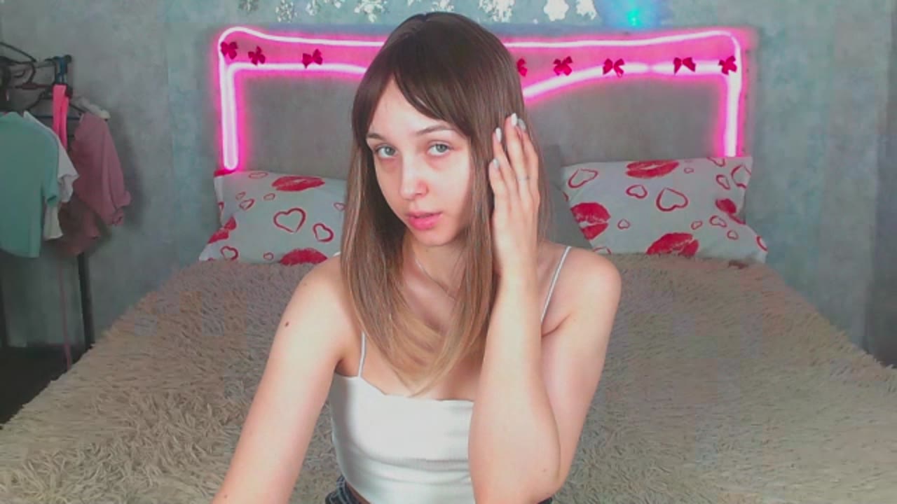 Alisssamurrr en sexcam live - webcam coquine et tchat gratuit