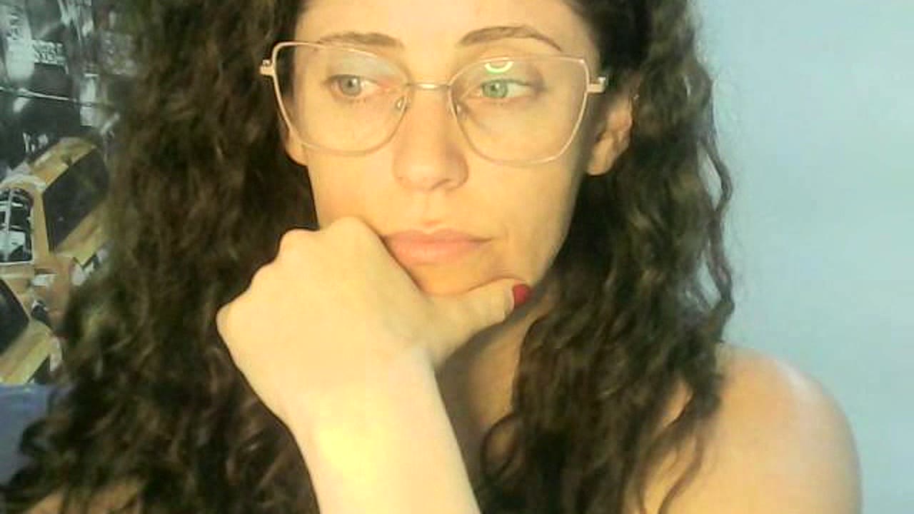 Camil en sexcam live - webcam coquine et tchat gratuit