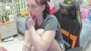 Whispering - sexcam