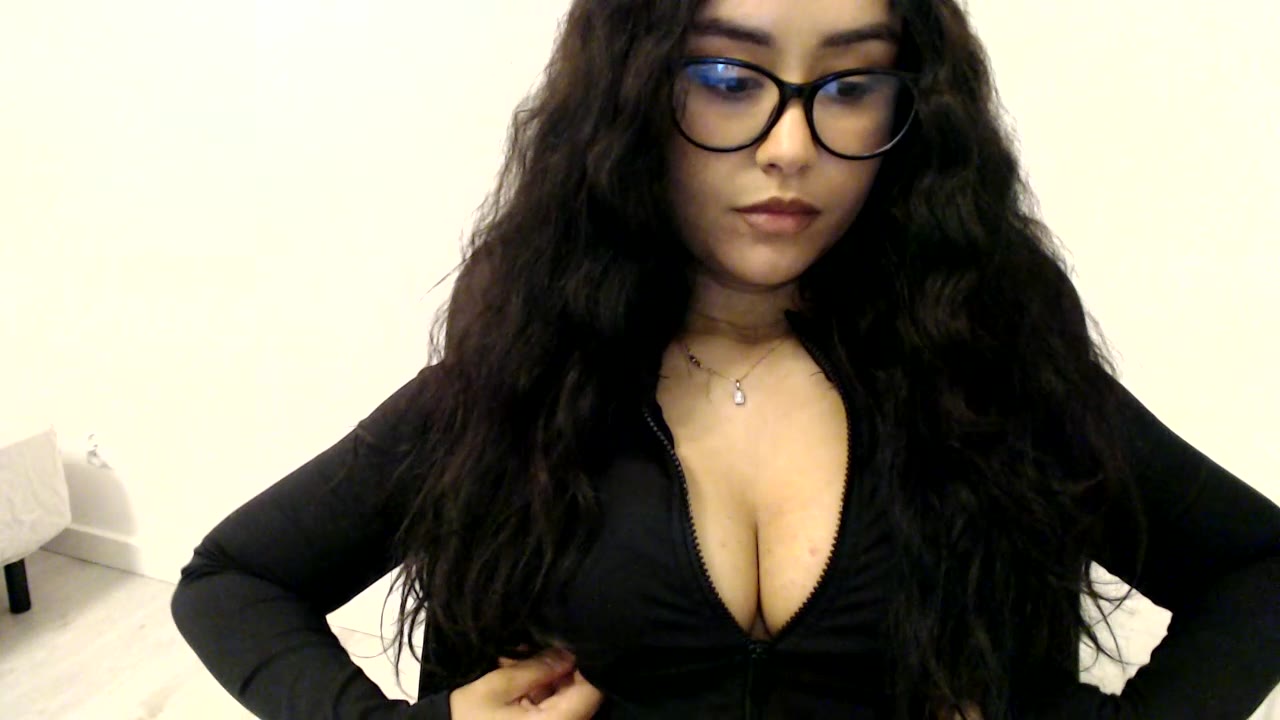 LilyxxPearl en sexcam live - webcam coquine et tchat gratuit