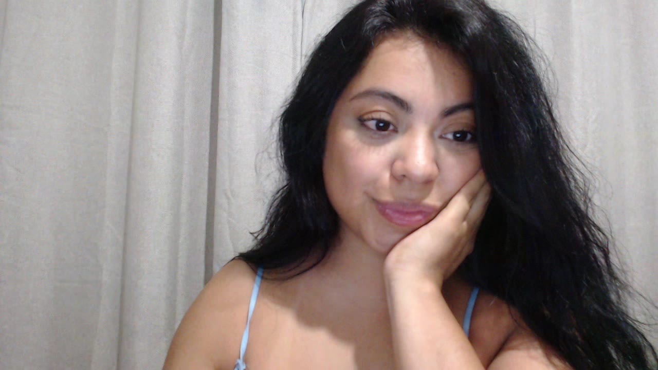 Kamillee en sexcam live - webcam coquine et tchat gratuit