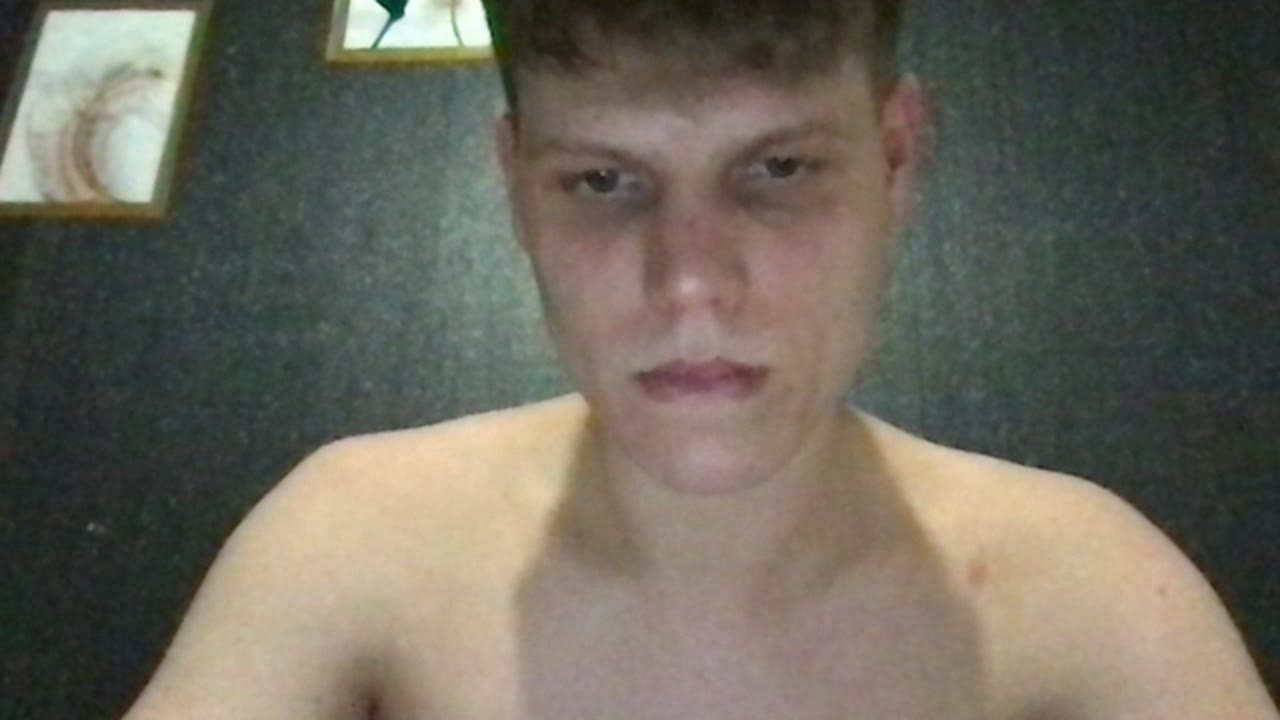 Max0069 en sexcam live - webcam coquine et tchat gratuit