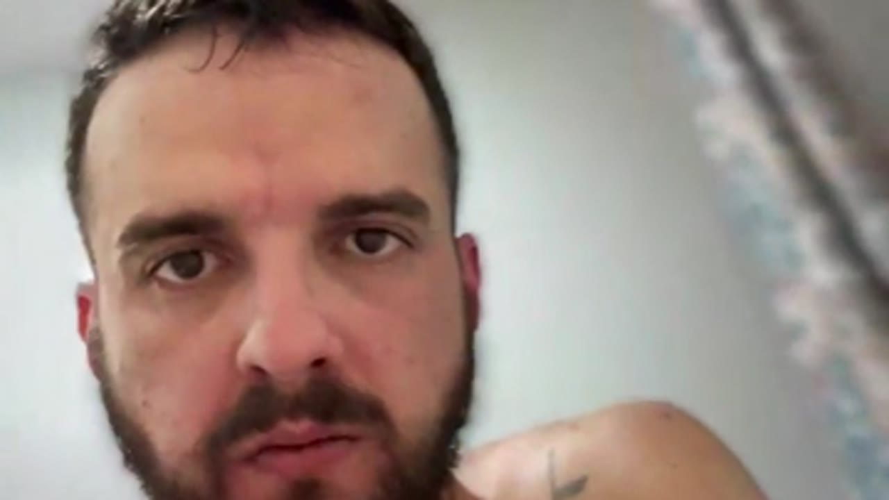 zach24388 en sexcam live - webcam coquine et tchat gratuit