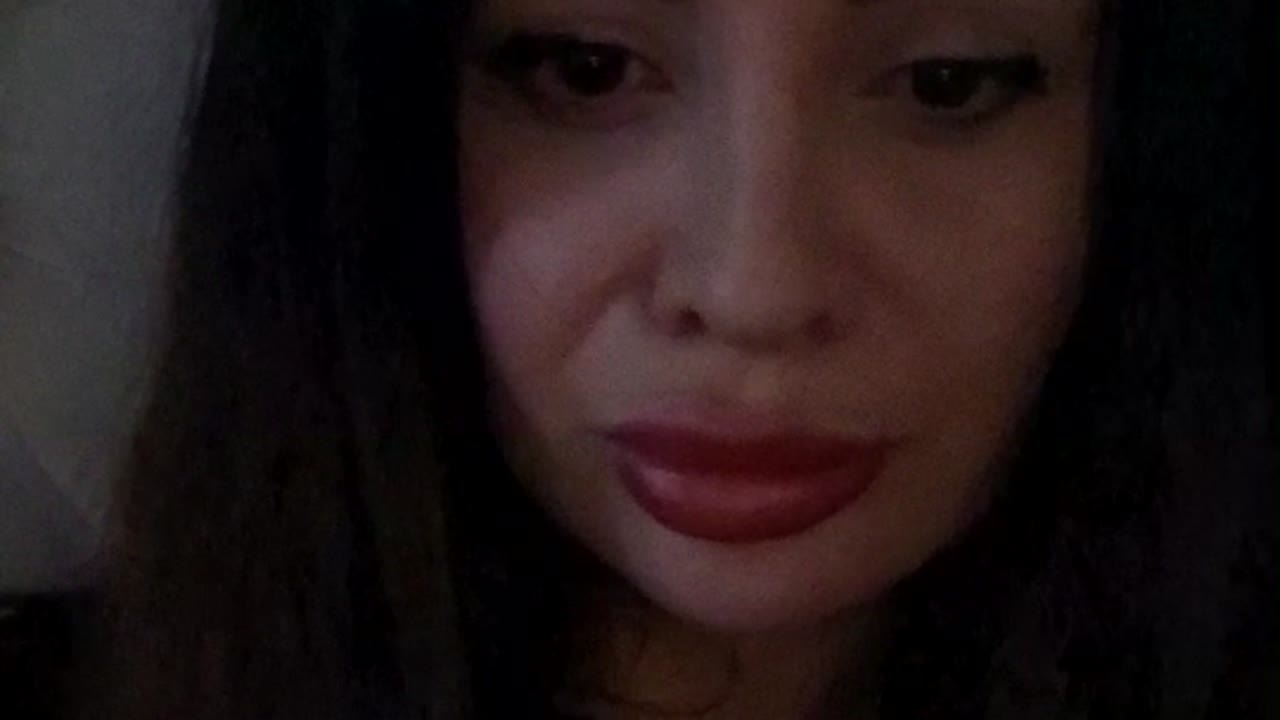 Vilota en sexcam live - webcam coquine et tchat gratuit