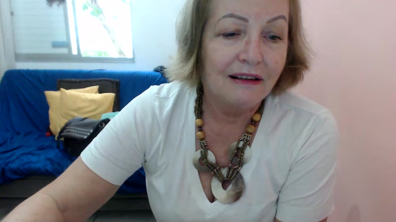 sweethilary en sexcam live - webcam coquine et tchat gratuit