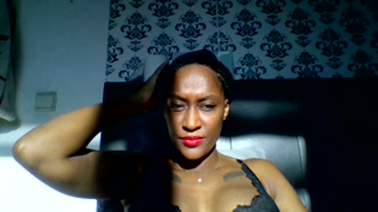 Sexymum en sexcam live - webcam coquine et tchat gratuit