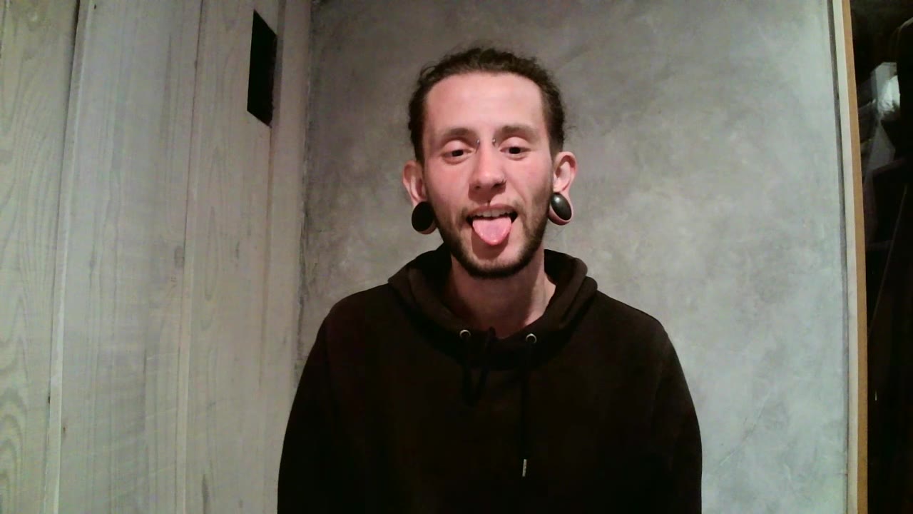 Spitt en sexcam live - webcam coquine et tchat gratuit