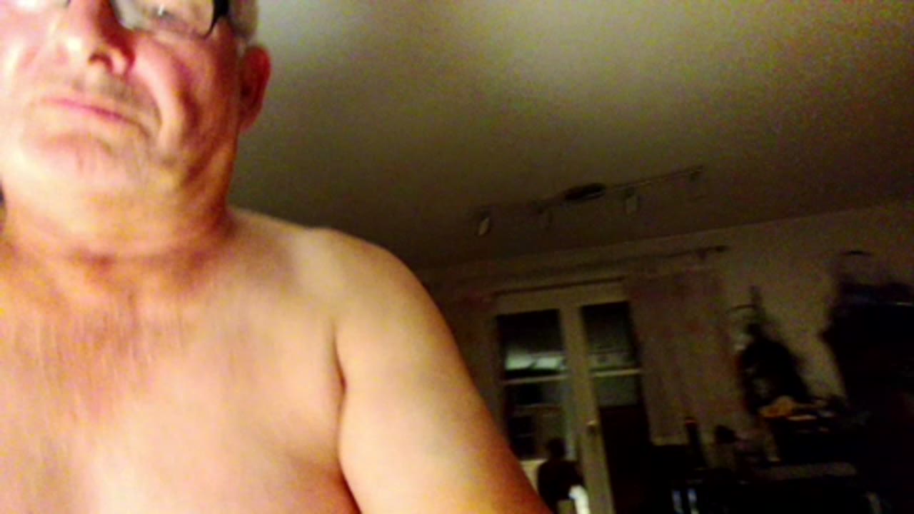 Seekreuzer en sexcam live - webcam coquine et tchat gratuit