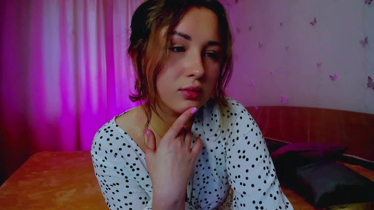 MilaMilk en sexcam live - webcam coquine et tchat gratuit