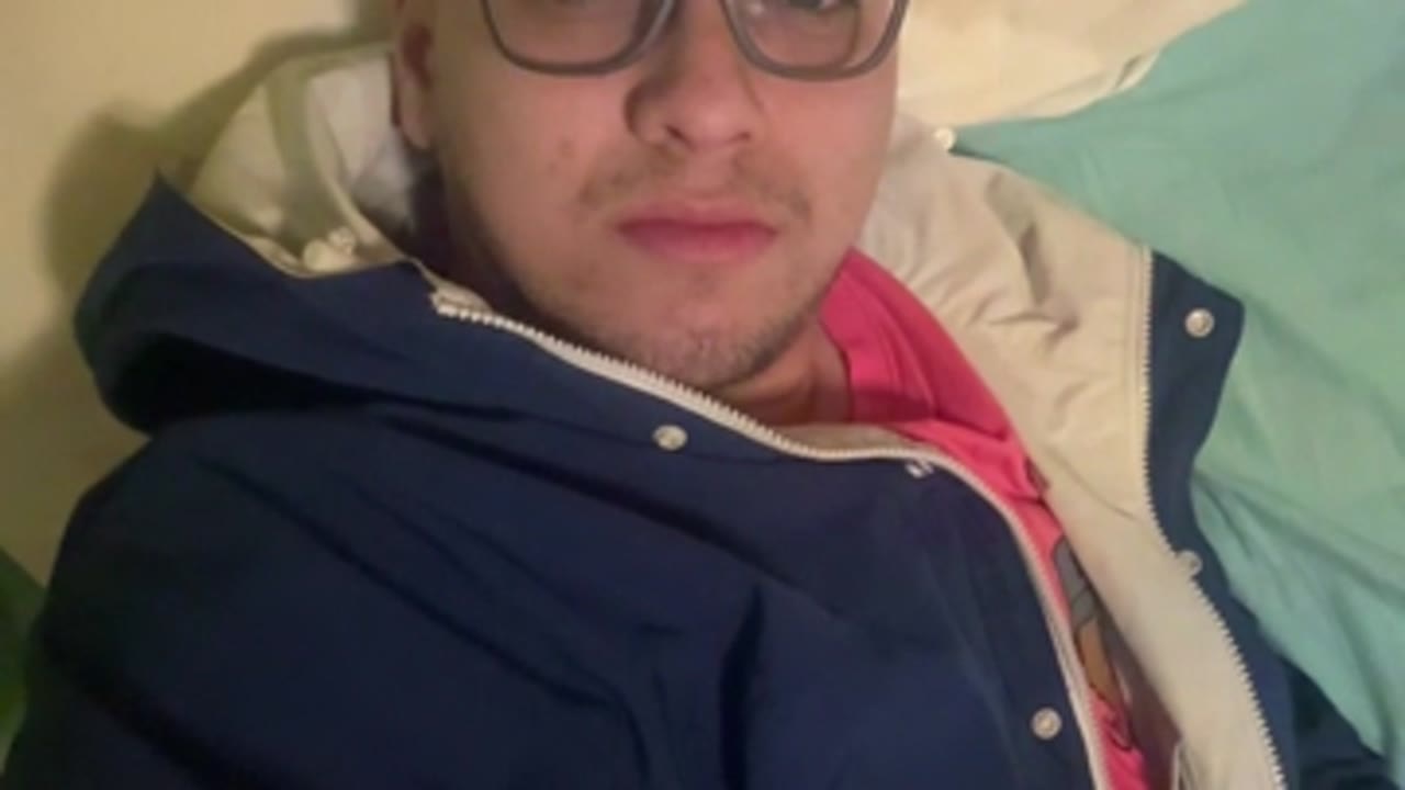 Kevinmendes en sexcam live - webcam coquine et tchat gratuit