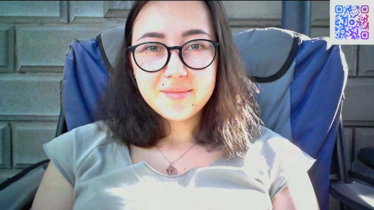 BloomSis en sexcam live - webcam coquine et tchat gratuit
