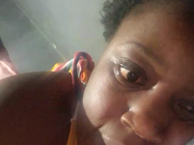 Geile webcamsex met BigEyegangss