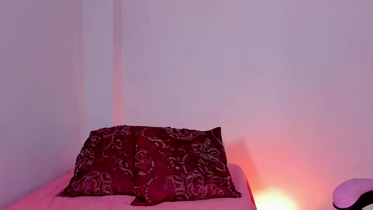 MiaOoconer en sexcam live - webcam coquine et tchat gratuit