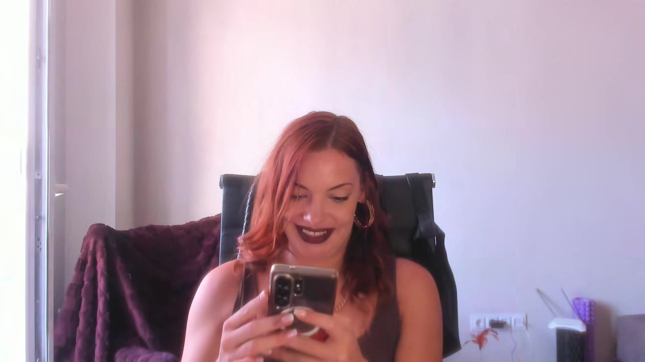 LiliLowe
