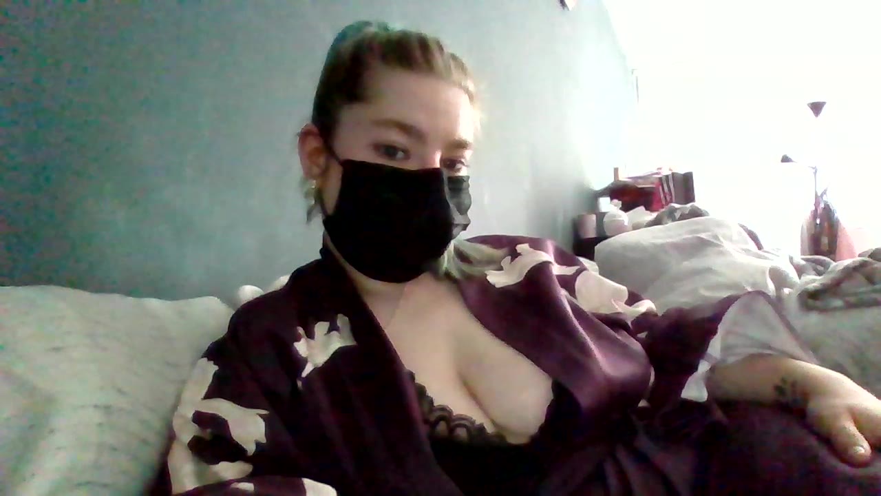 Lalisa24 en sexcam live - webcam coquine et tchat gratuit