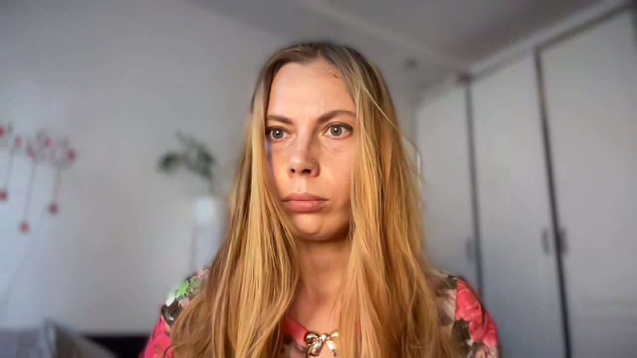 Lonni en sexcam live - webcam coquine et tchat gratuit