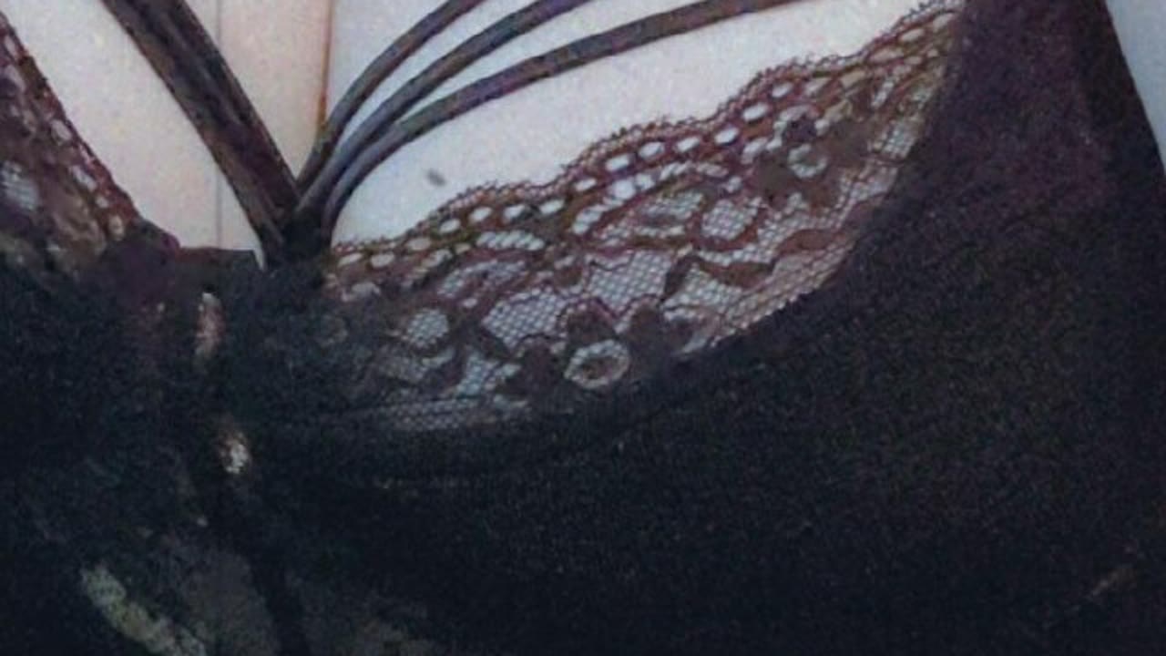 EmilieJoly en sexcam live - webcam coquine et tchat gratuit