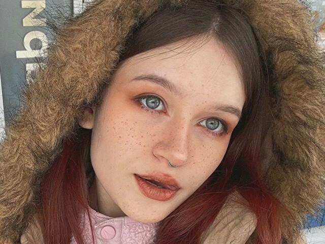 Begin een chat met JuicyMoon