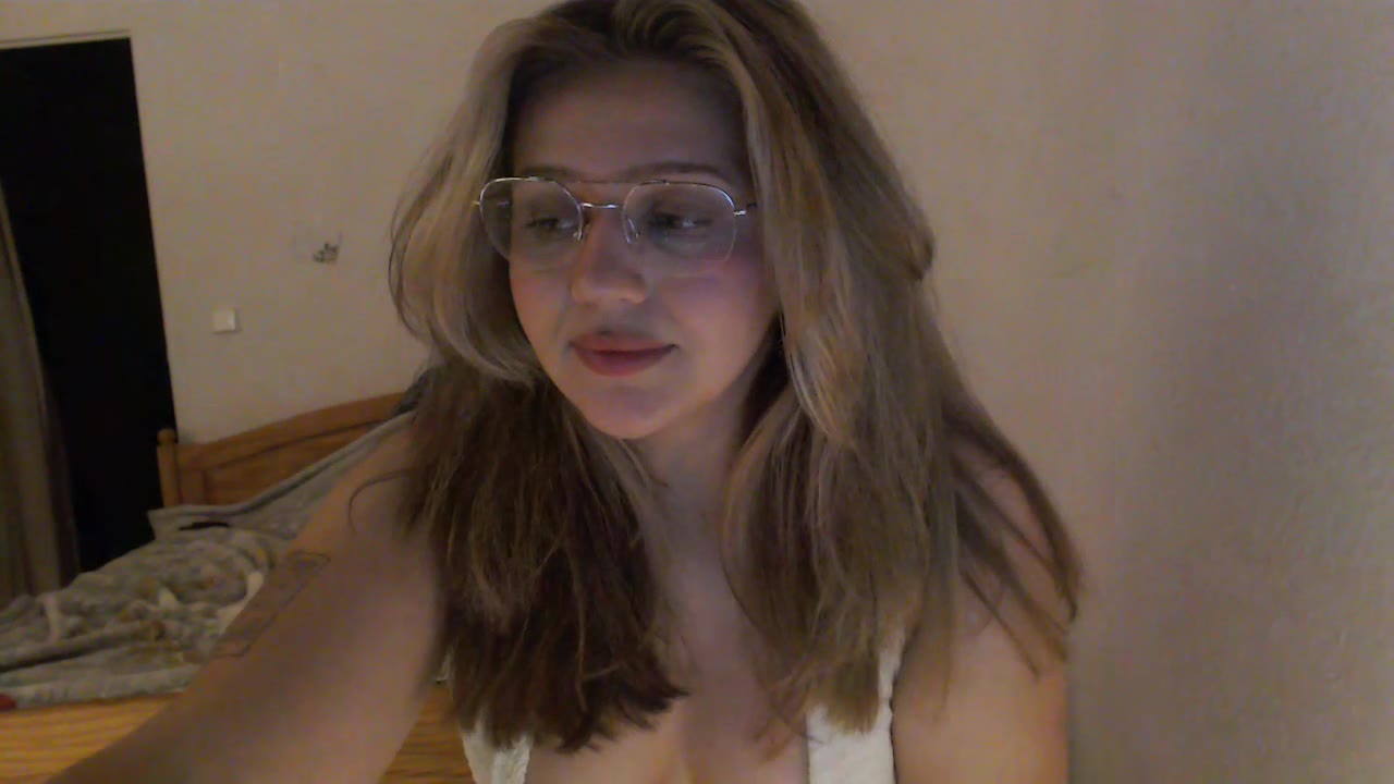 SinnaRay en sexcam live - webcam coquine et tchat gratuit
