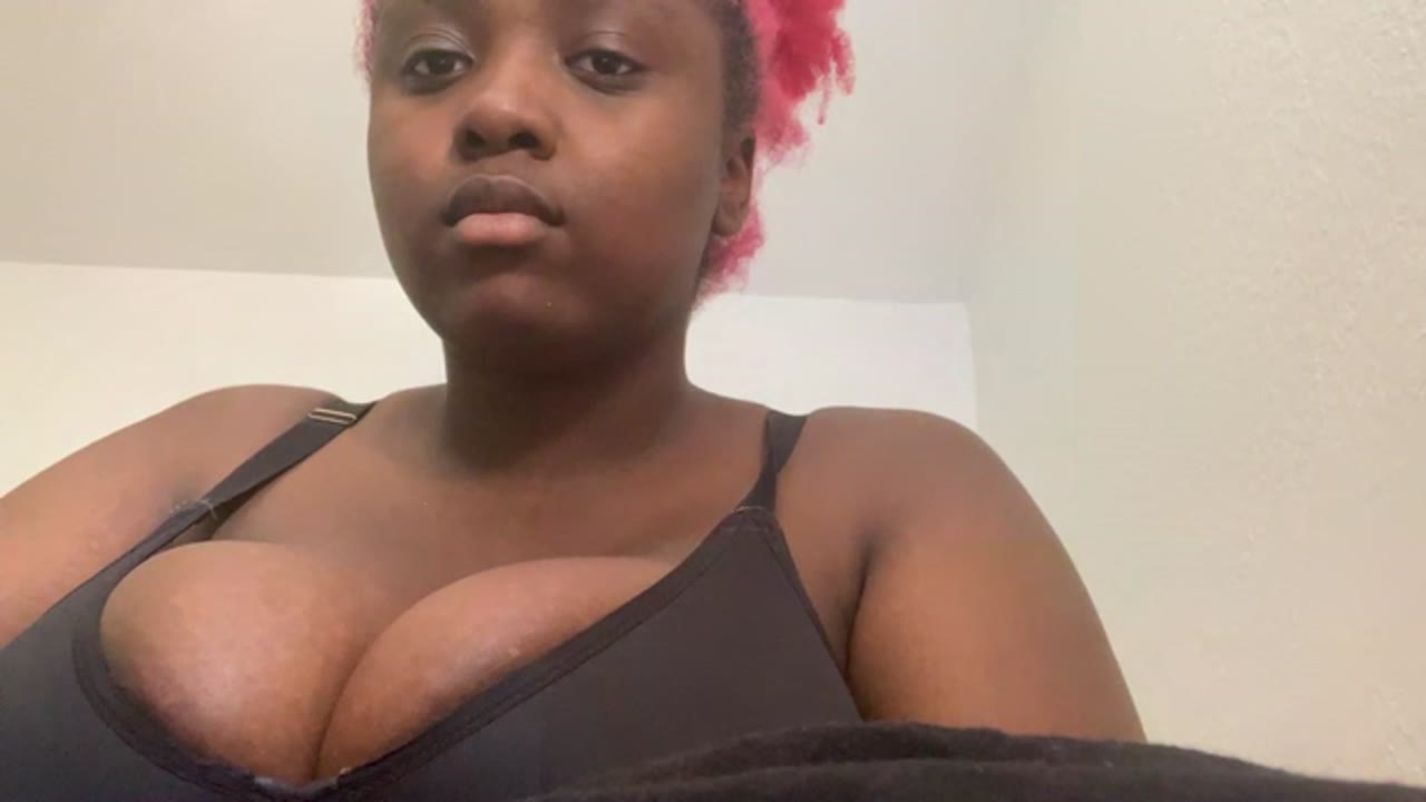 KO4u en sexcam live - webcam coquine et tchat gratuit